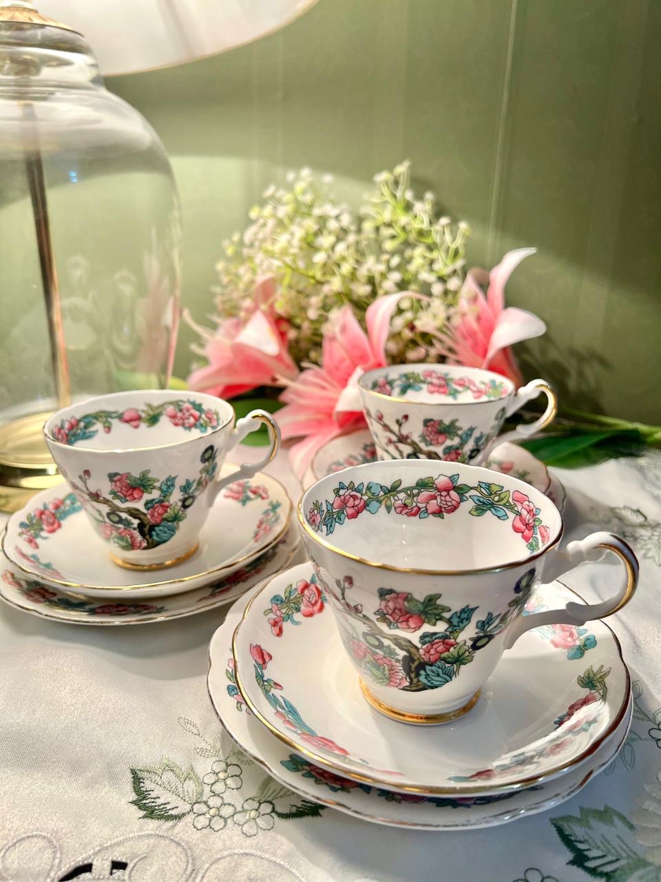 Argyle Bone China 9-Piece Floral Tea Set Made in England
