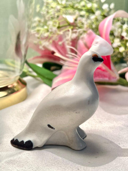 White Grey Seal Figurine Black Detail 8cm - 1 Piece