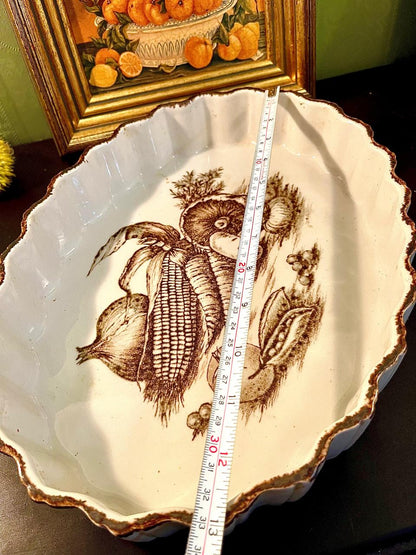 Vintage Harvest Vegetable Serving Dish or Pie Dish 33 cm Scalloped Rim