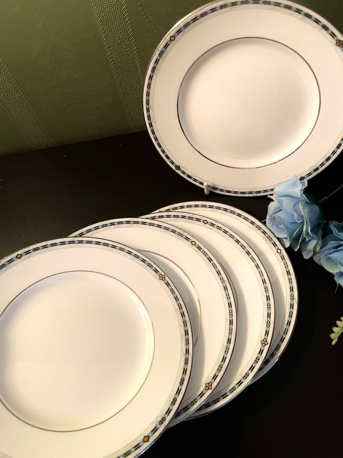 Wedgwood Guinevere Bone China Tea Plates Set of 5 – 6 Inch