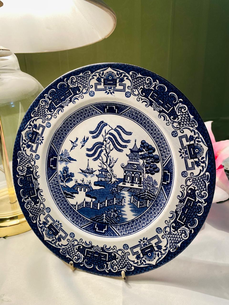 Vintage Old Willow English Ironstone Blue & White Plate 25 cm England