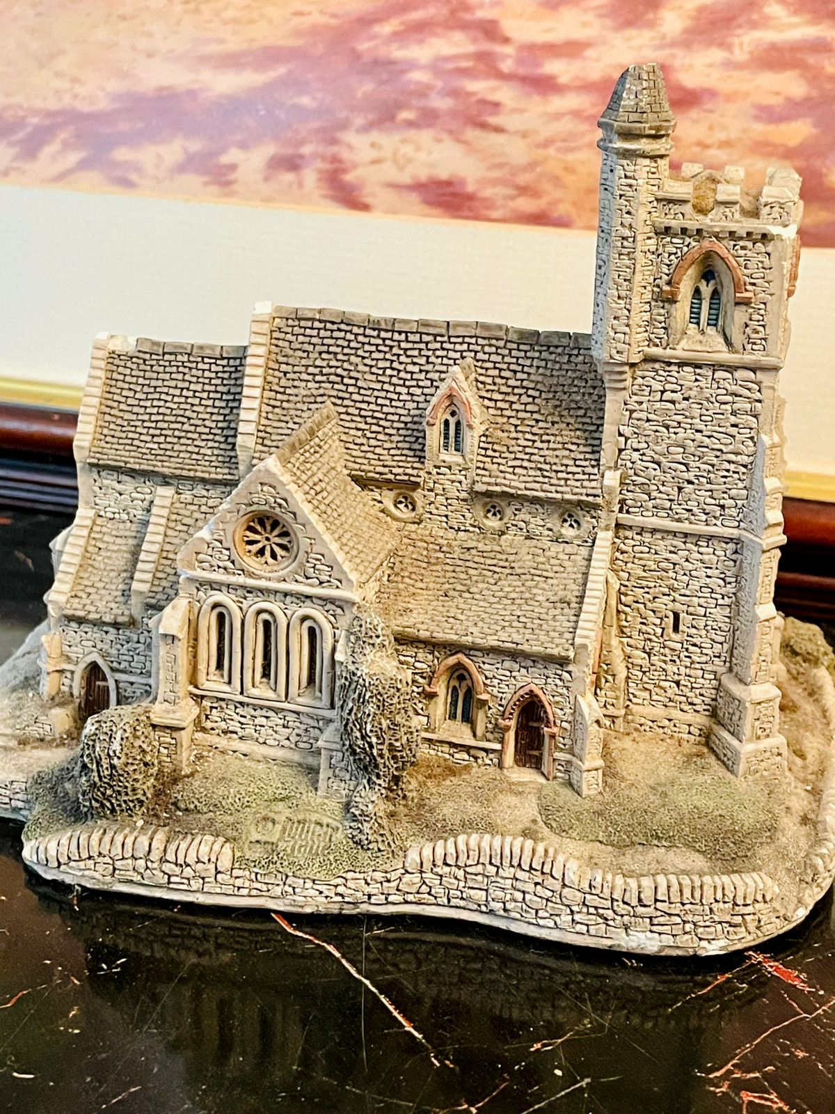 Cottage Collectible – Handcrafted Heritage Model