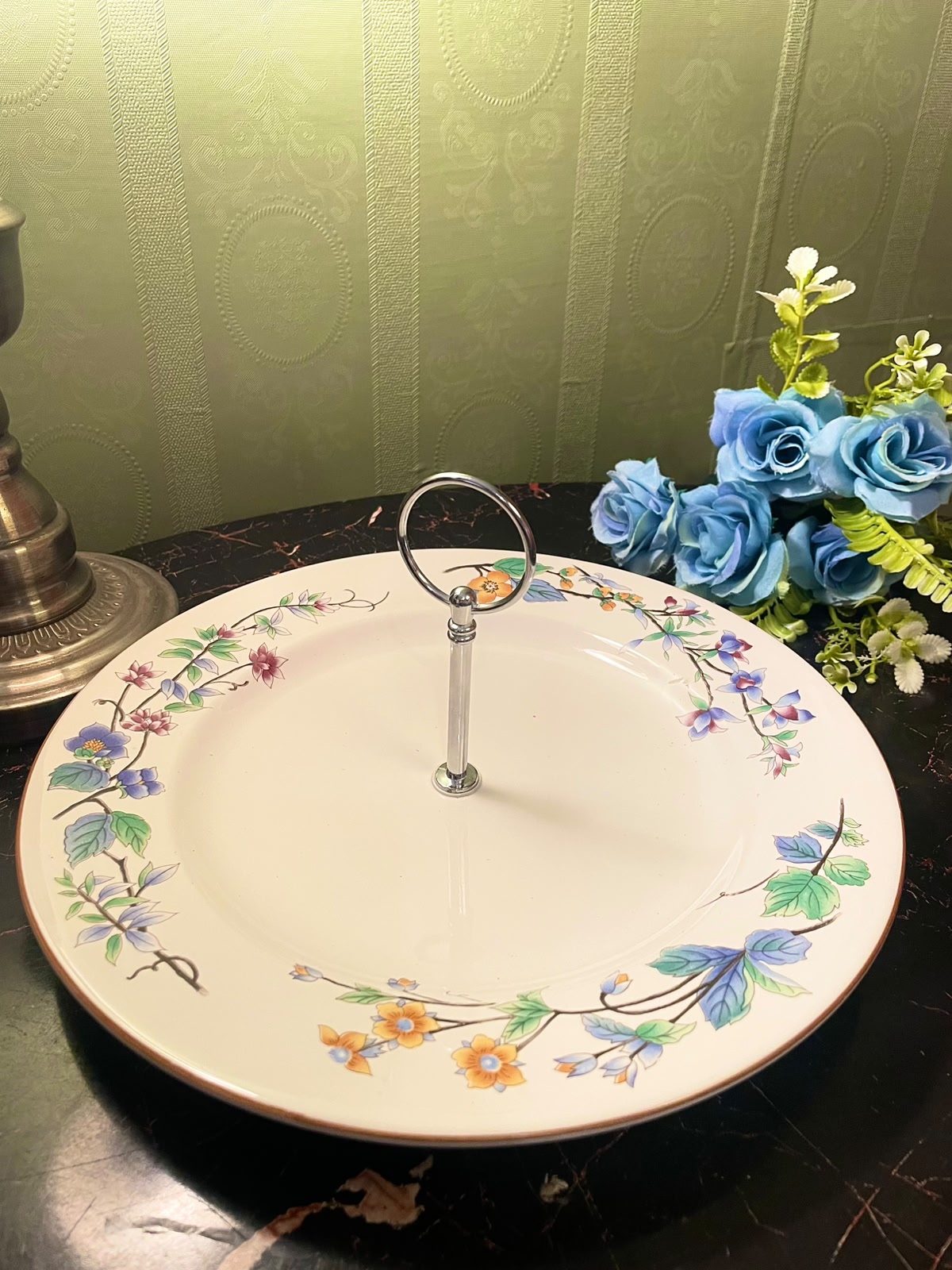 Woodhill Floral Handled Serving Plate