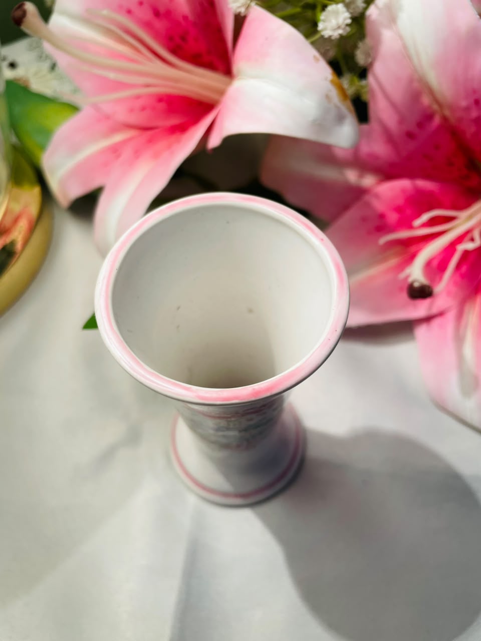 Norstock Ceramics Pink Floral Vase Approx. 11 cm
