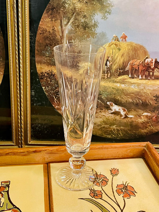 Tall Cut Crystal Pedestal Vase – Elegant Display Centerpiece