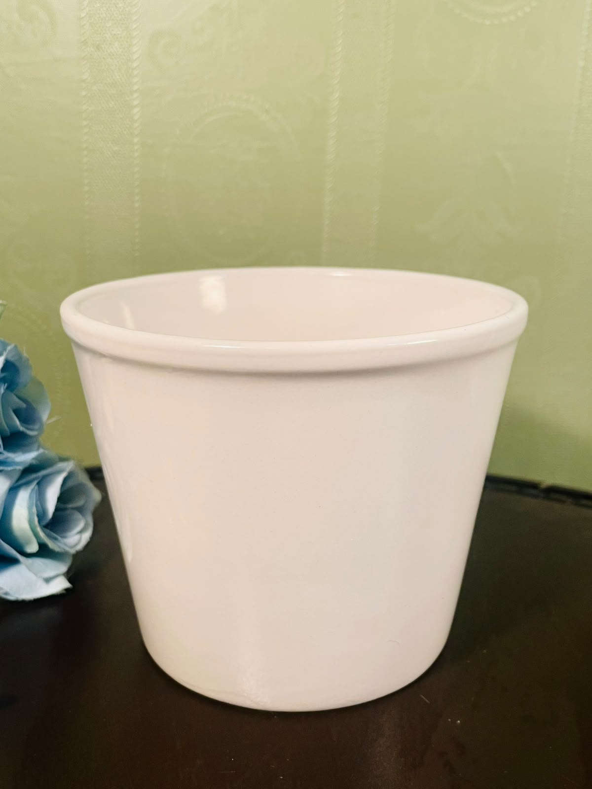 Classic White Ceramic Plant Pot – 4 Inch