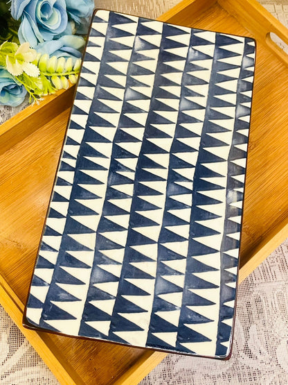 Geometric Porcelain Plater – Oven Safe with Triangular Design – 11 Inches