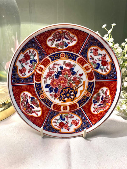 Japanese Imari-Style Floral Wall Plate – 16 cm