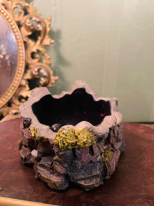 Vintage Woodland Rock Planter Pot Rustic Home Décor