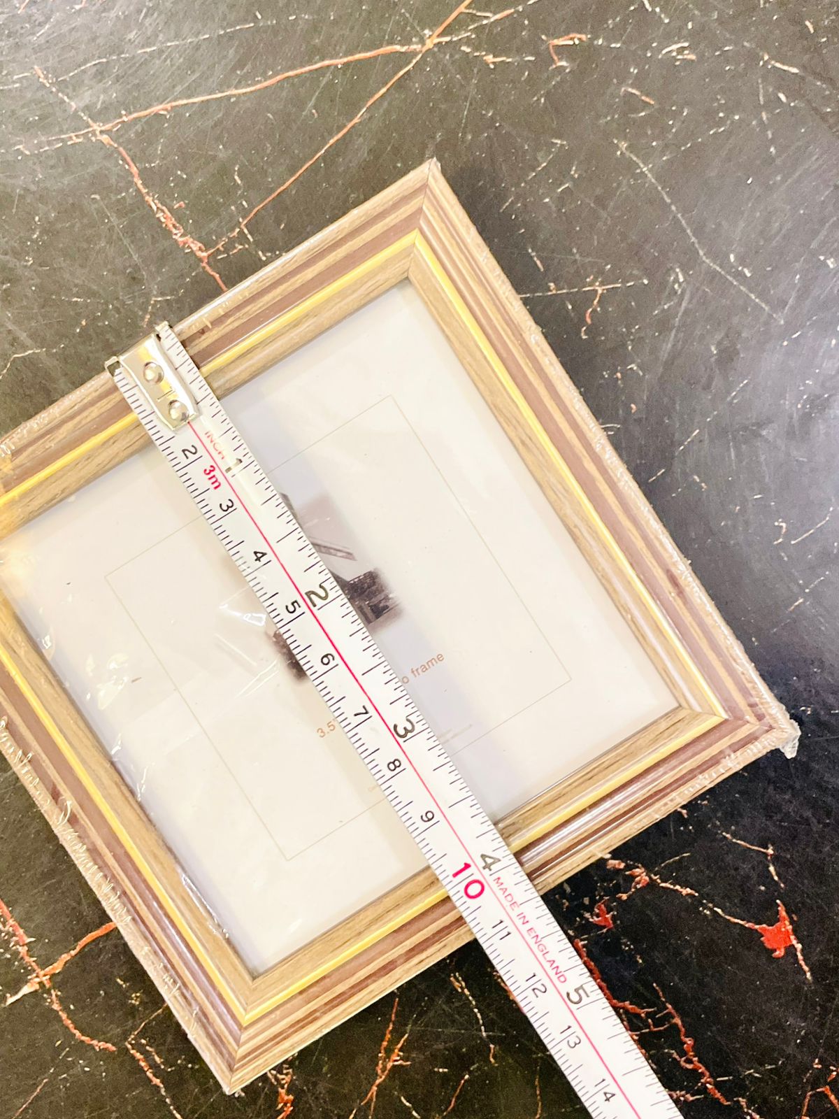 Classic 4.5 Photo Frame with Gold Trim