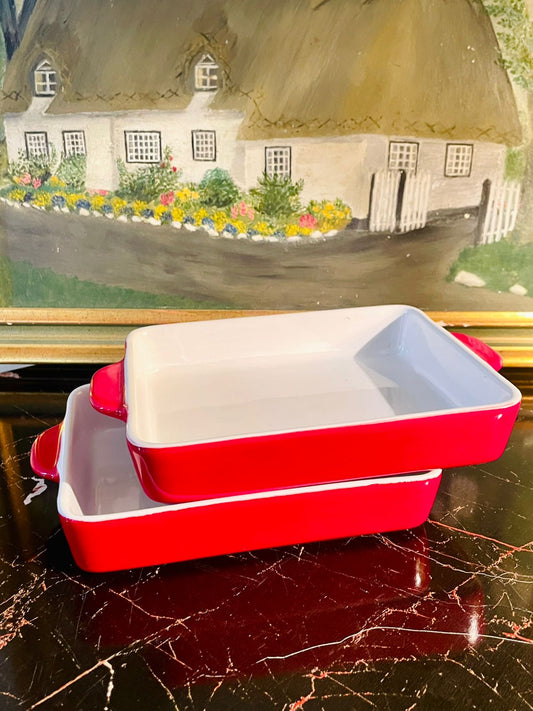 baking dish set, rectangular ceramic tray, porcelain bakeware, red white oven dish, lasagna baking dish, casserole dish, oven safe tray, kitchen bakeware, ceramic baking dish with handles, cookware serving tray
