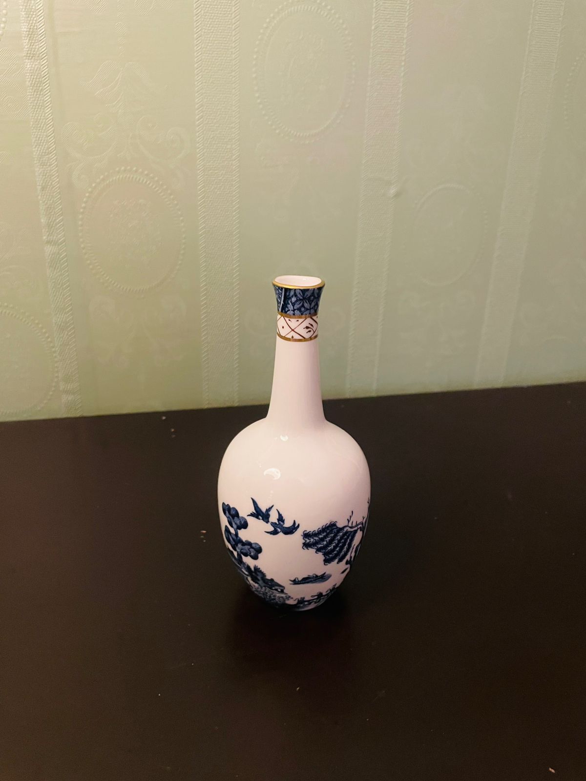 Royal Taiwan Blue Willow Bud Vases Pair 5.5 Inch