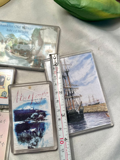 Vintage UK Souvenir Fridge Magnets – 5 Piece Travel Set