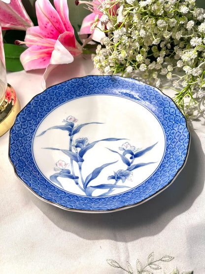 Blue & White Floral Porcelain Serving Bowl – 19 cm