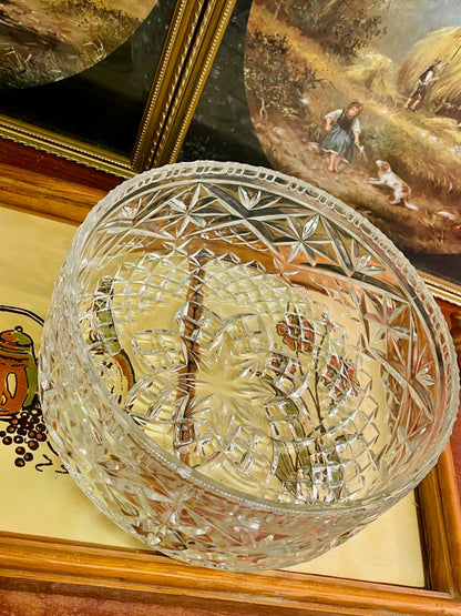 Large Cut Crystal Large Serving Bowl – Diamond & Star Patterna
