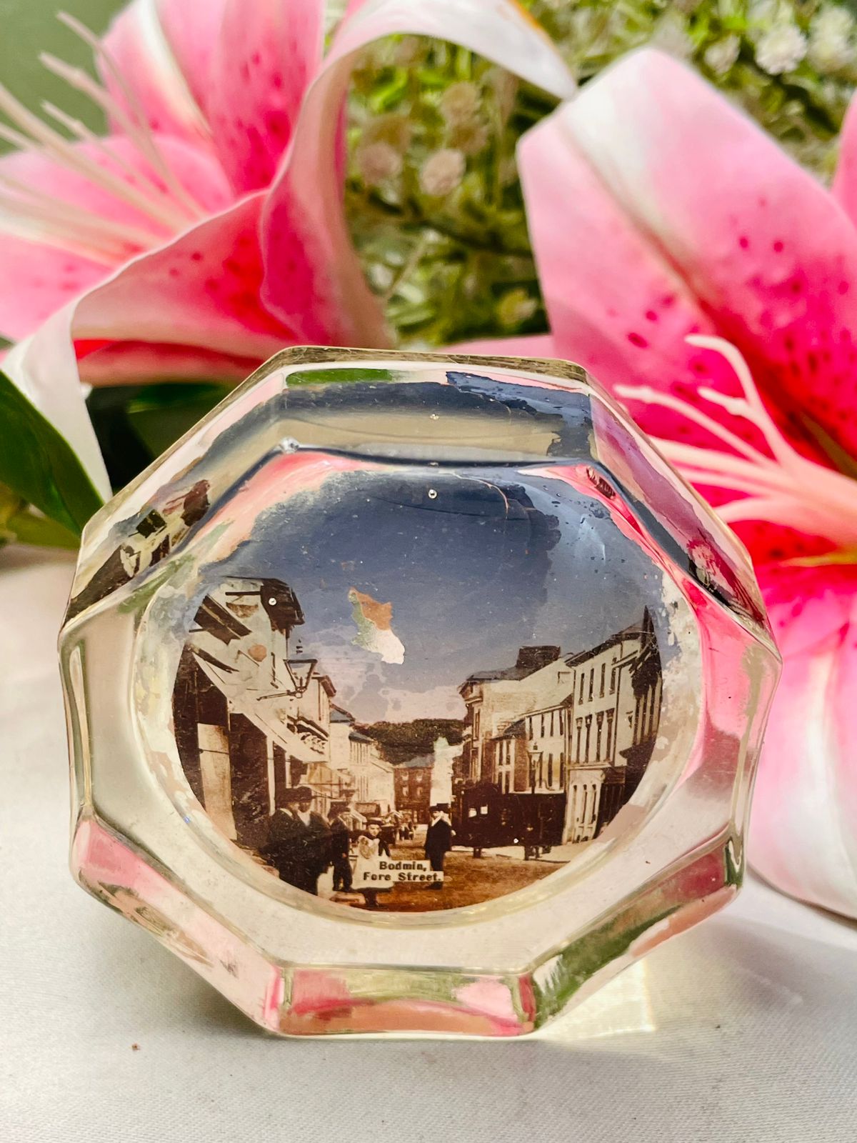 Vintage Bodmin Fore Street Souvenir Paperweight Approx. 9 cm Tall
