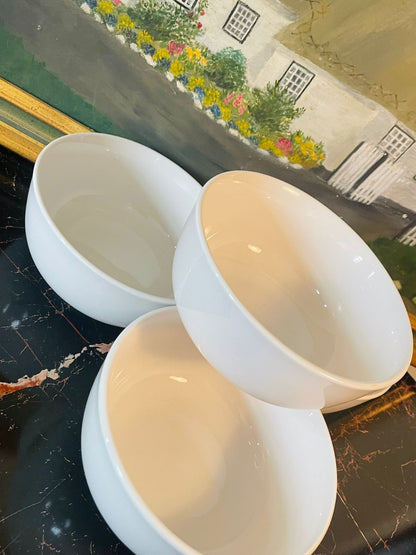 Set of 4 White Ceramic Deep Bowls – 5.5 Inches – Minimalist Modern Style