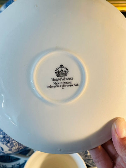 Blue Willow England Blue & White Tea Set – 5 Cups, 5 Saucers – Made in England