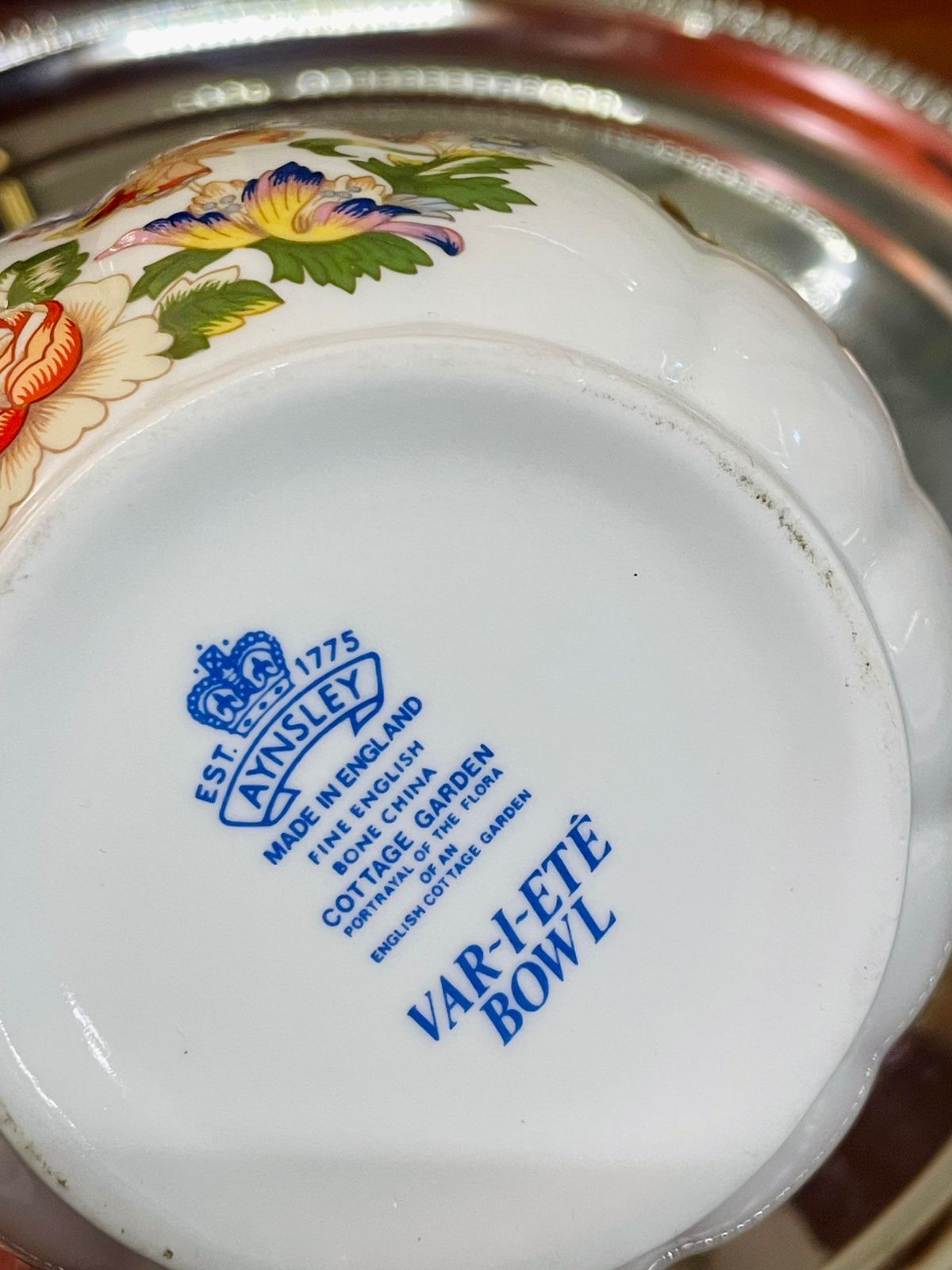 Aynsley Cottage Garden Var-i-eté Bowl – Fine Bone China – England