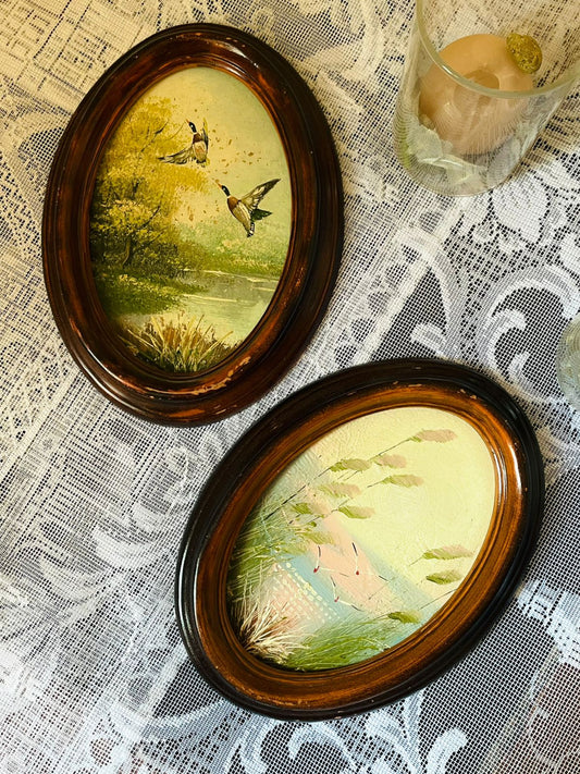 Set of 2 Vintage Oval Wildlife acrylic painting– Rustic Framed Wall Décor