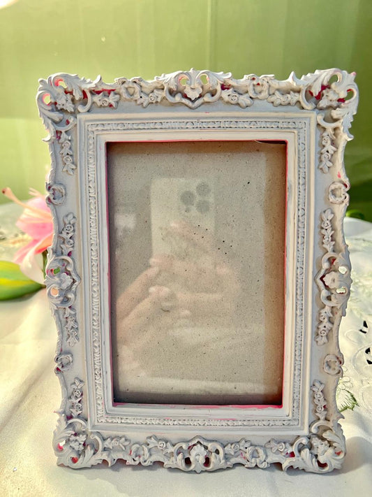 Victorian Ornate Grey Floral Photo Frame – Baroque Style, 7 Inches