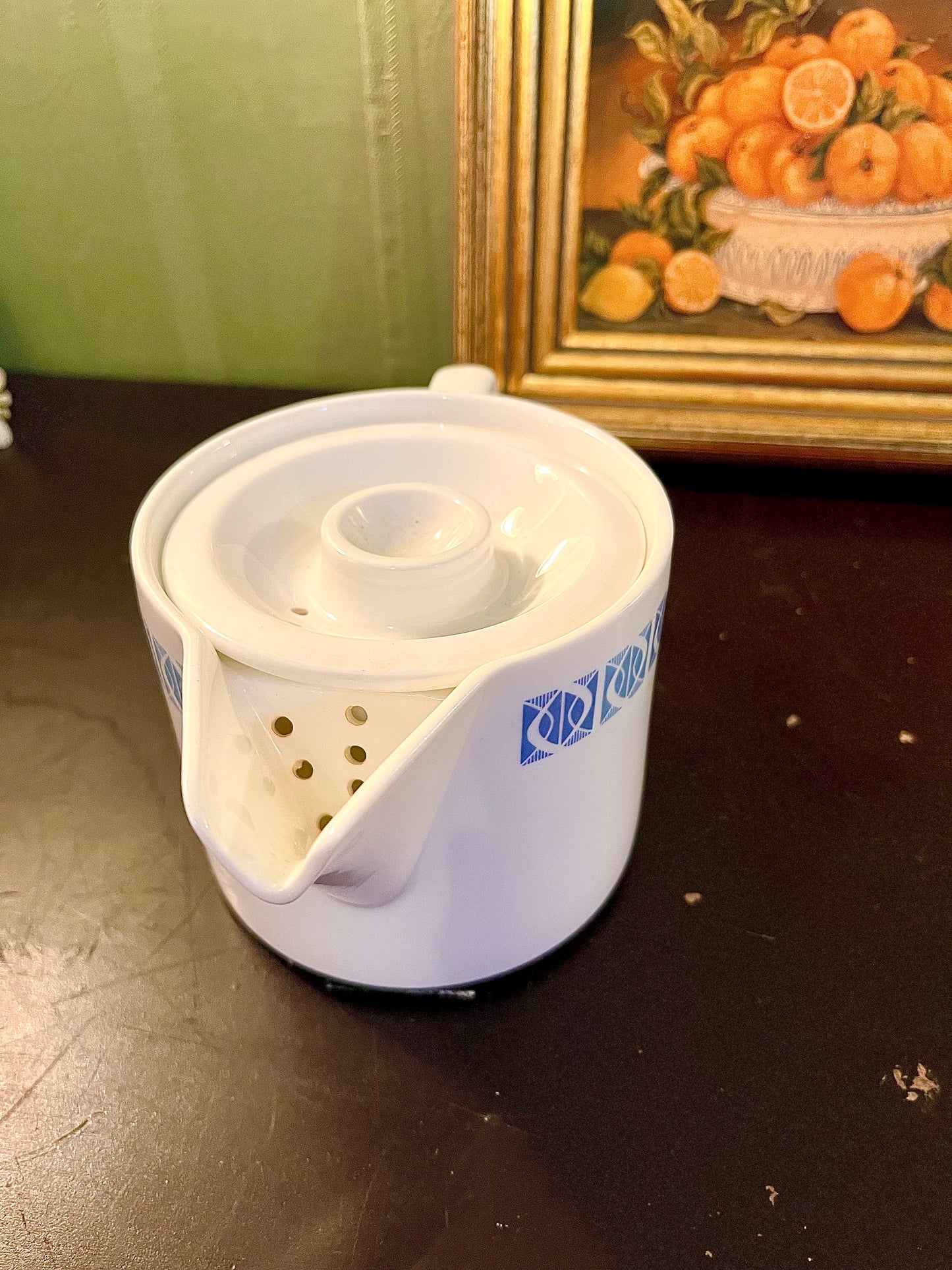 Vintage Ceramic Teapot with Built-In Strainer – White & Blue Geometric Tea Pot