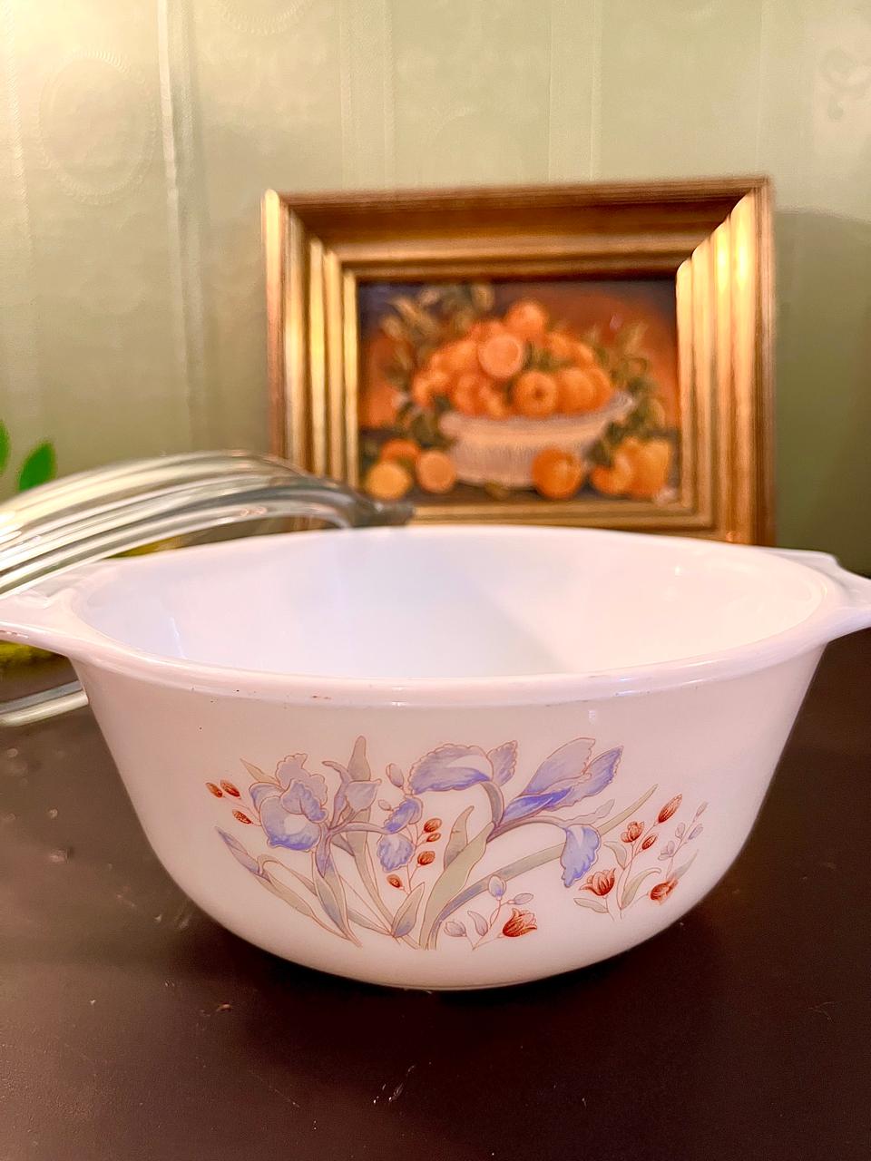 Pyrex Casserole Dish White Lidded Serving Dish 20 cm Glass Cover