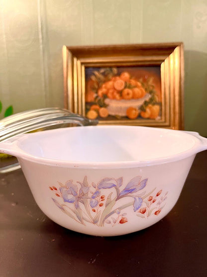 Pyrex Casserole Dish White Lidded Serving Dish 20 cm Glass Cover
