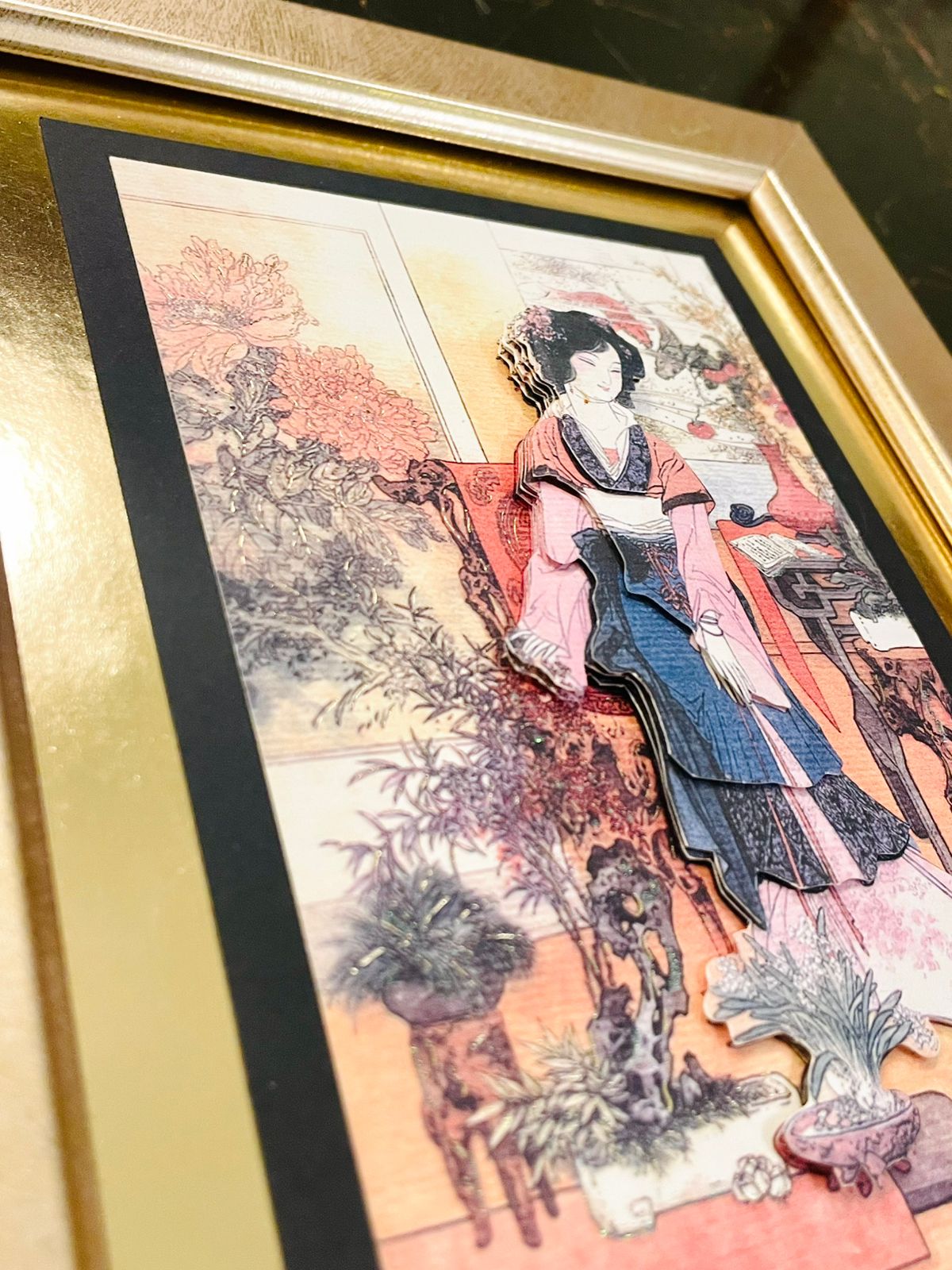 Framed Oriental Lady Print with Gold Frame 9.3 inch