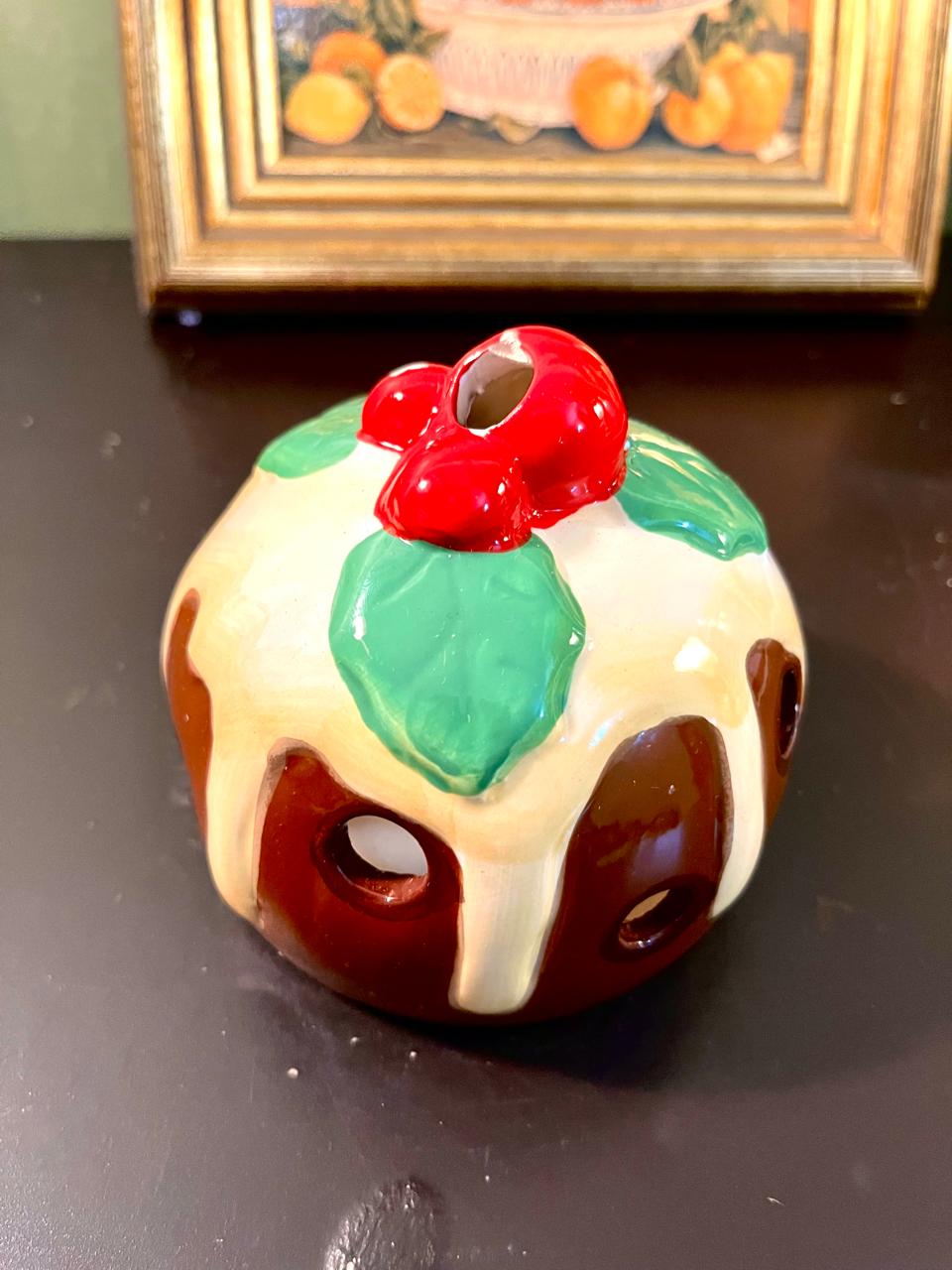 4 Inch Ceramic Christmas Pudding Tea Light Holder – Holiday Candle Décor