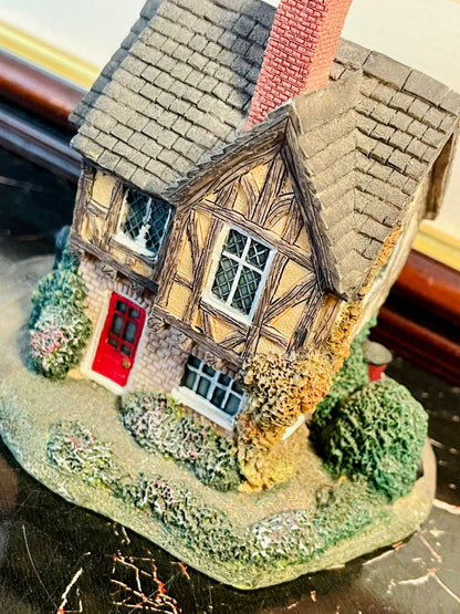 Miniature Tudor-Style Cottage House – Collectible Handcrafted Figurine