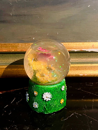 butterflyglobe, minisnowglobe, floraldecor, cottagecorestyle, vintagecollection, pasteldecor, natureinspired, collectibledisplay, giftideas, sunsetkitchen, sunsetshop