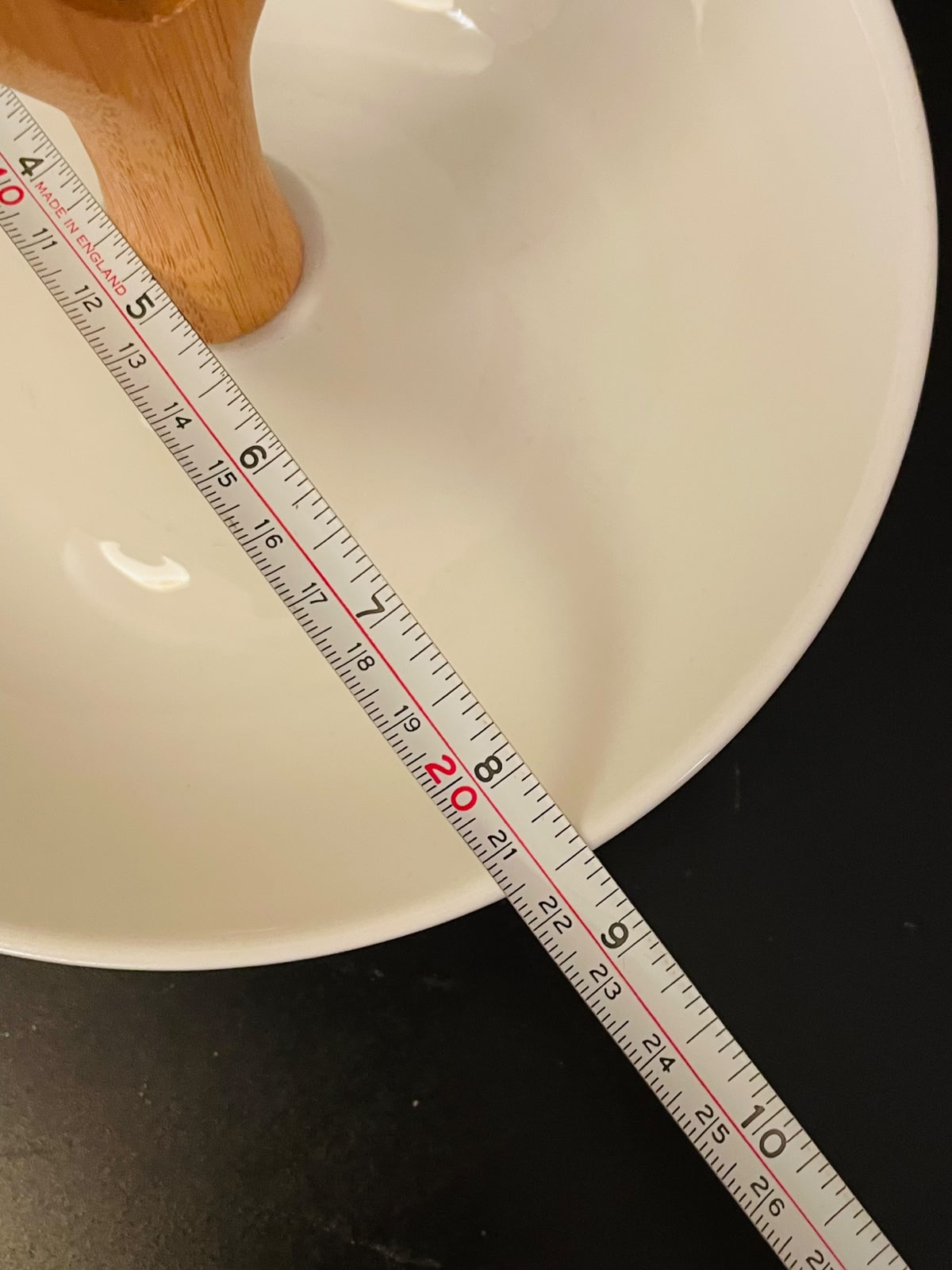 Modern Fruit Bowl with Bamboo Banana Holder 8.5 Inch