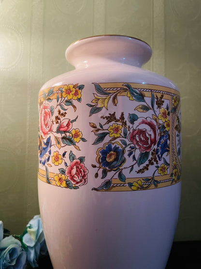 Rare find Hornsea Chelsea Floral Pottery Vase 1991