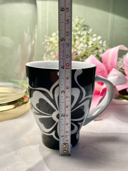Black & White Floral Ceramic Mug 10.5 cm