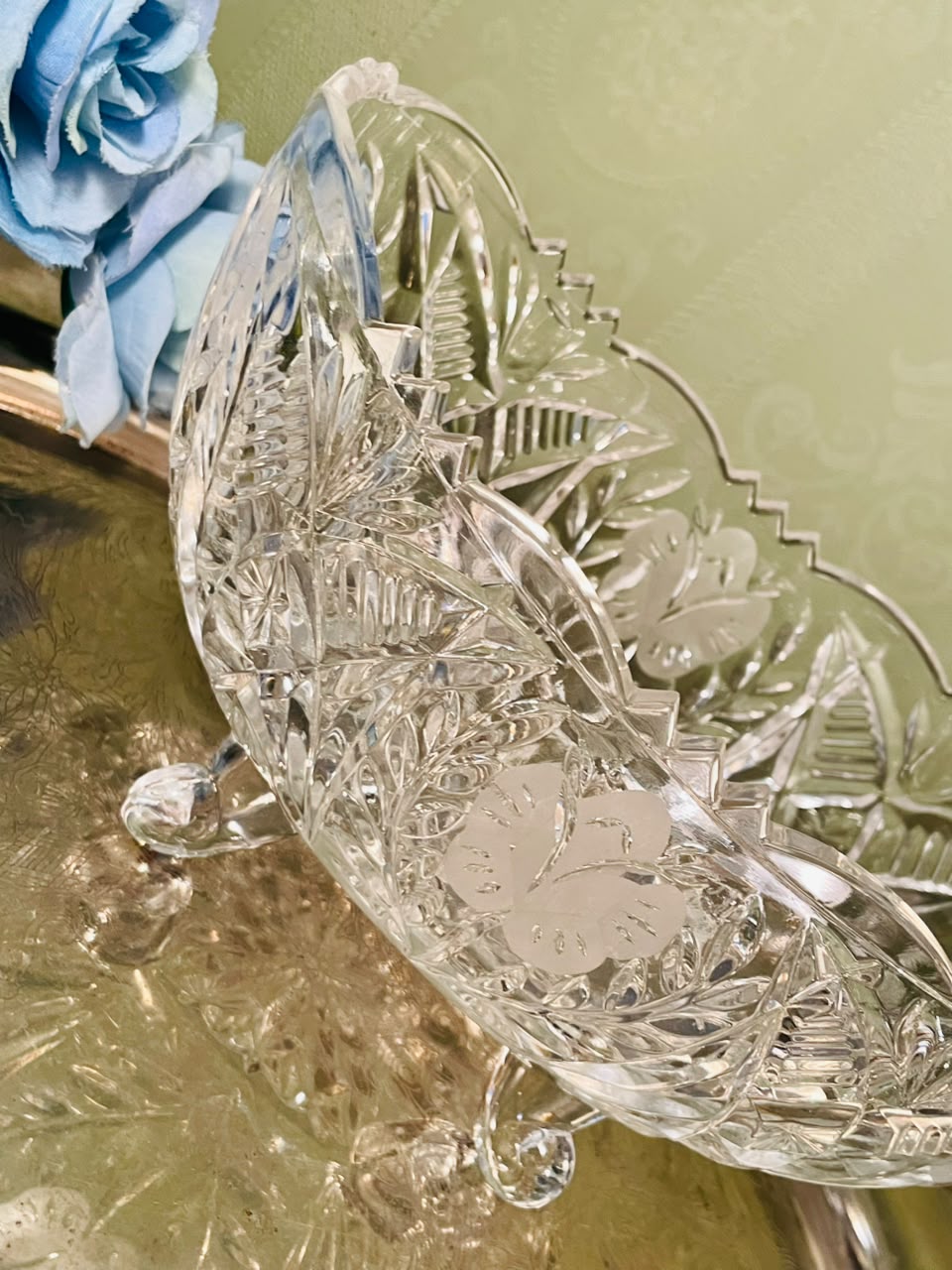 Vintage Crystal Butterfly Serving Bowl – 8 Inch