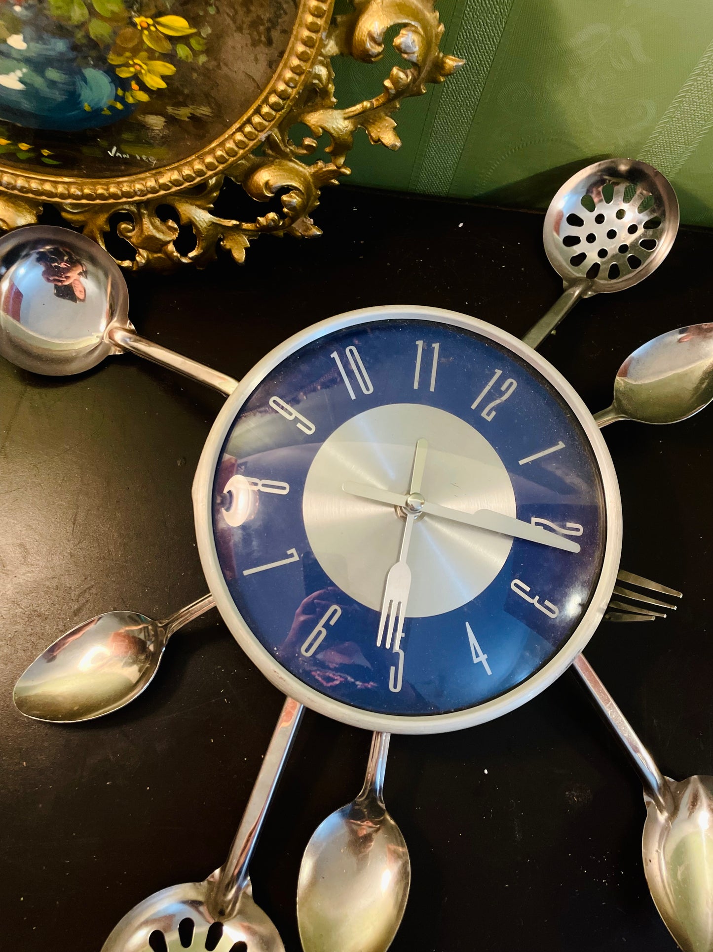 Vintage Cutlery Kitchen Wall Clock Blue Dial