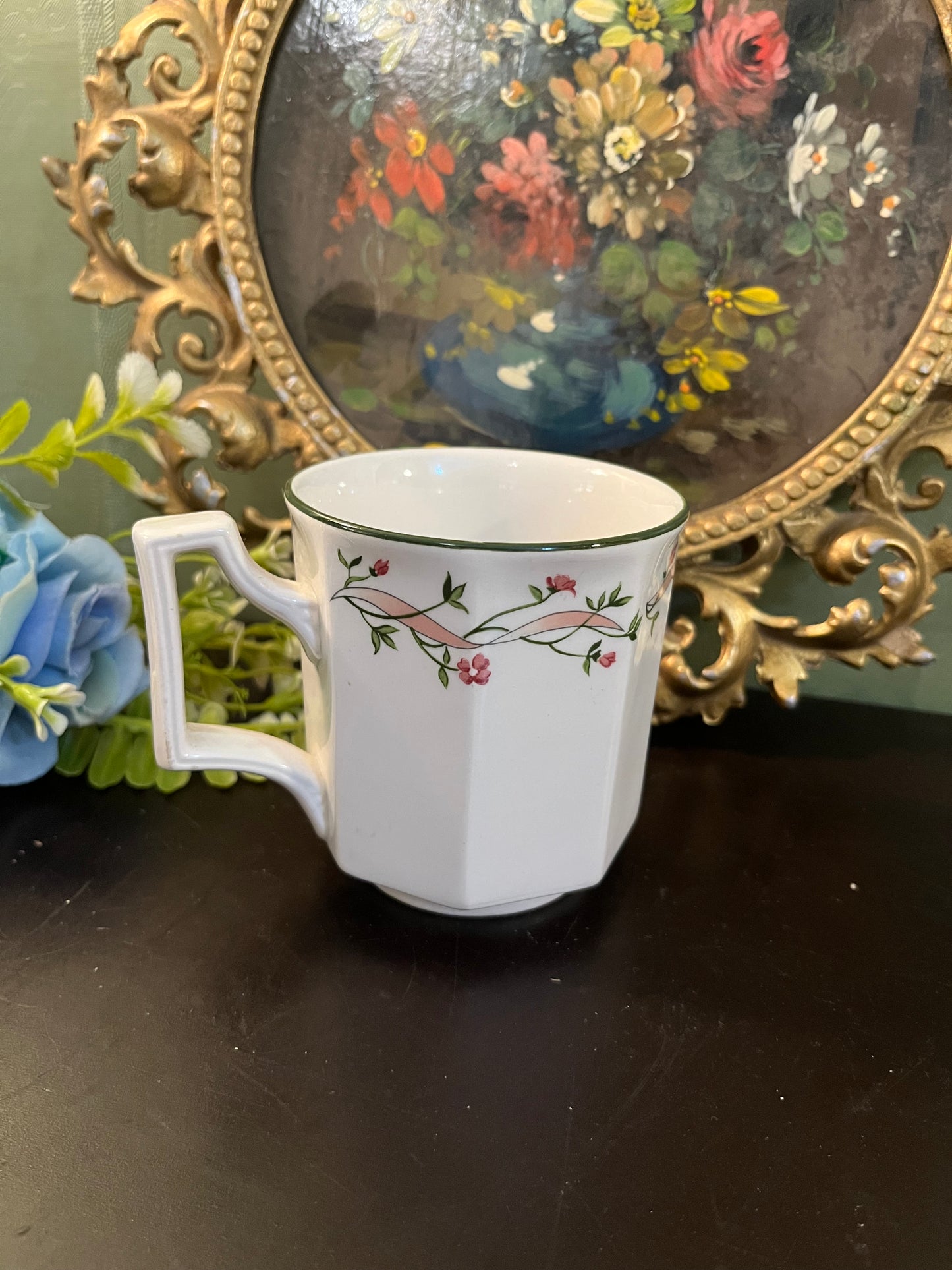 Vintage Floral Vine Ceramic Mug with Green Rim