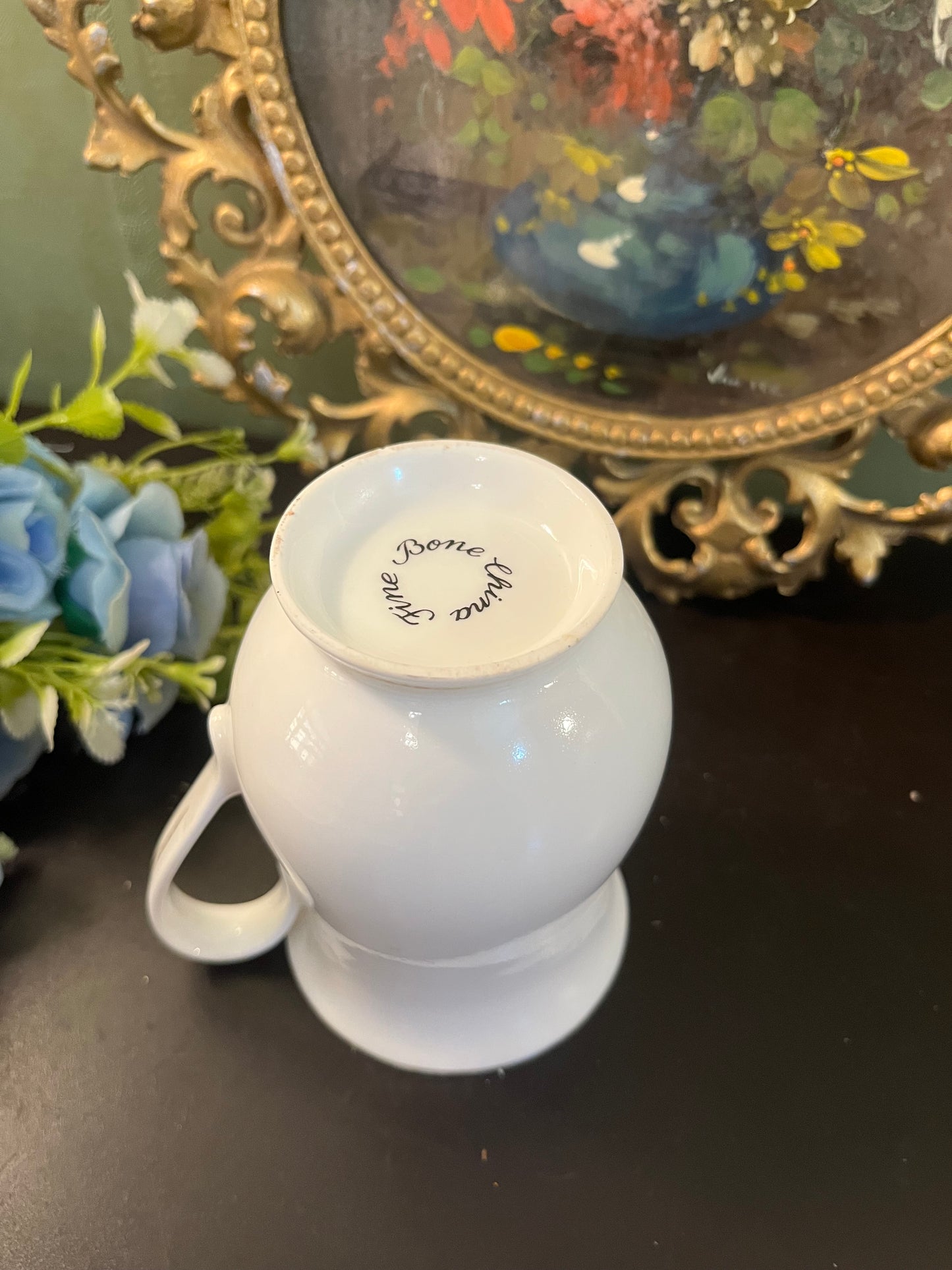 Classic White Fine Bone China Mug with Gold Trim