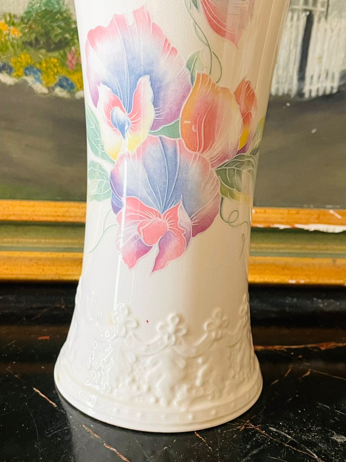 Aynsley “Little Sweetheart” Fine Bone China Vase – Made in England