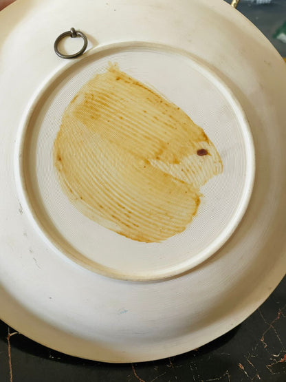 “Holy Family & Angels” Classical Relief Wall Plaque – Round Art Sculpture | Made in England