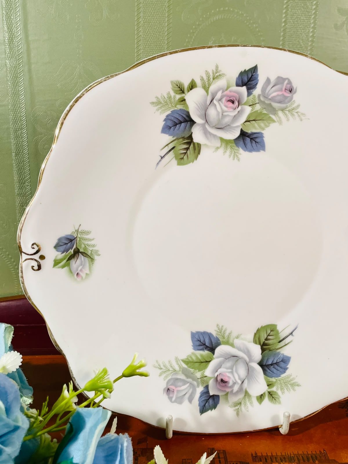 Duchess Grey Rose Fine Bone China Serving Platter – 8 Inch
