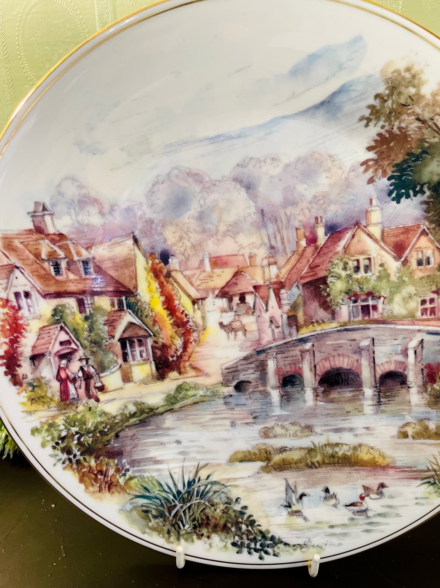 English Village Scene Fine Bone China Plate 10.5 Inch