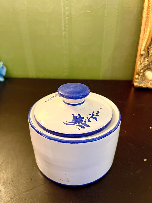 Blue & White Ceramic Sugar Bowl – Lidded Condiment Jar