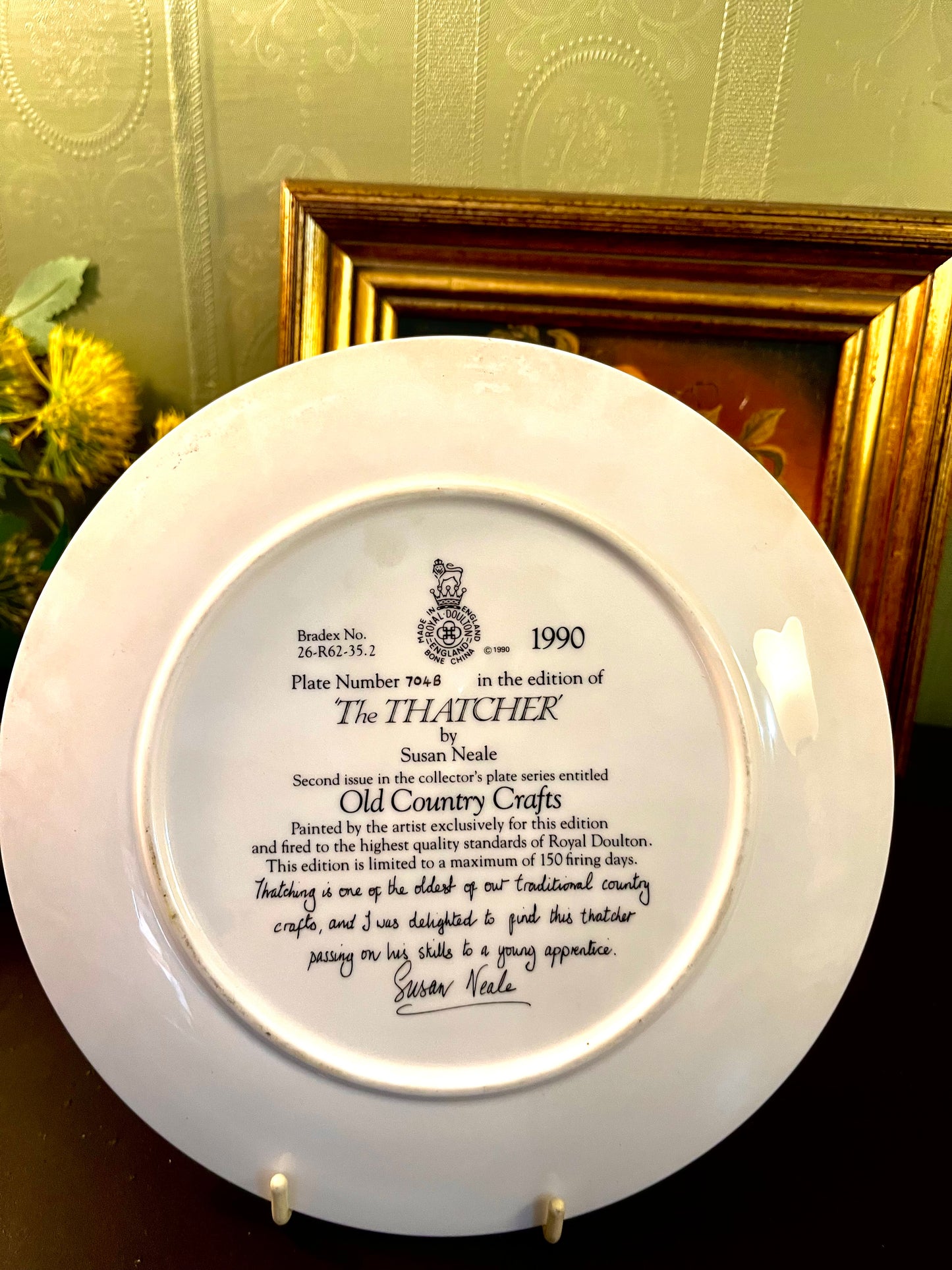 Royal Doulton The Thatcher 1990 Collector Plate 20 cm