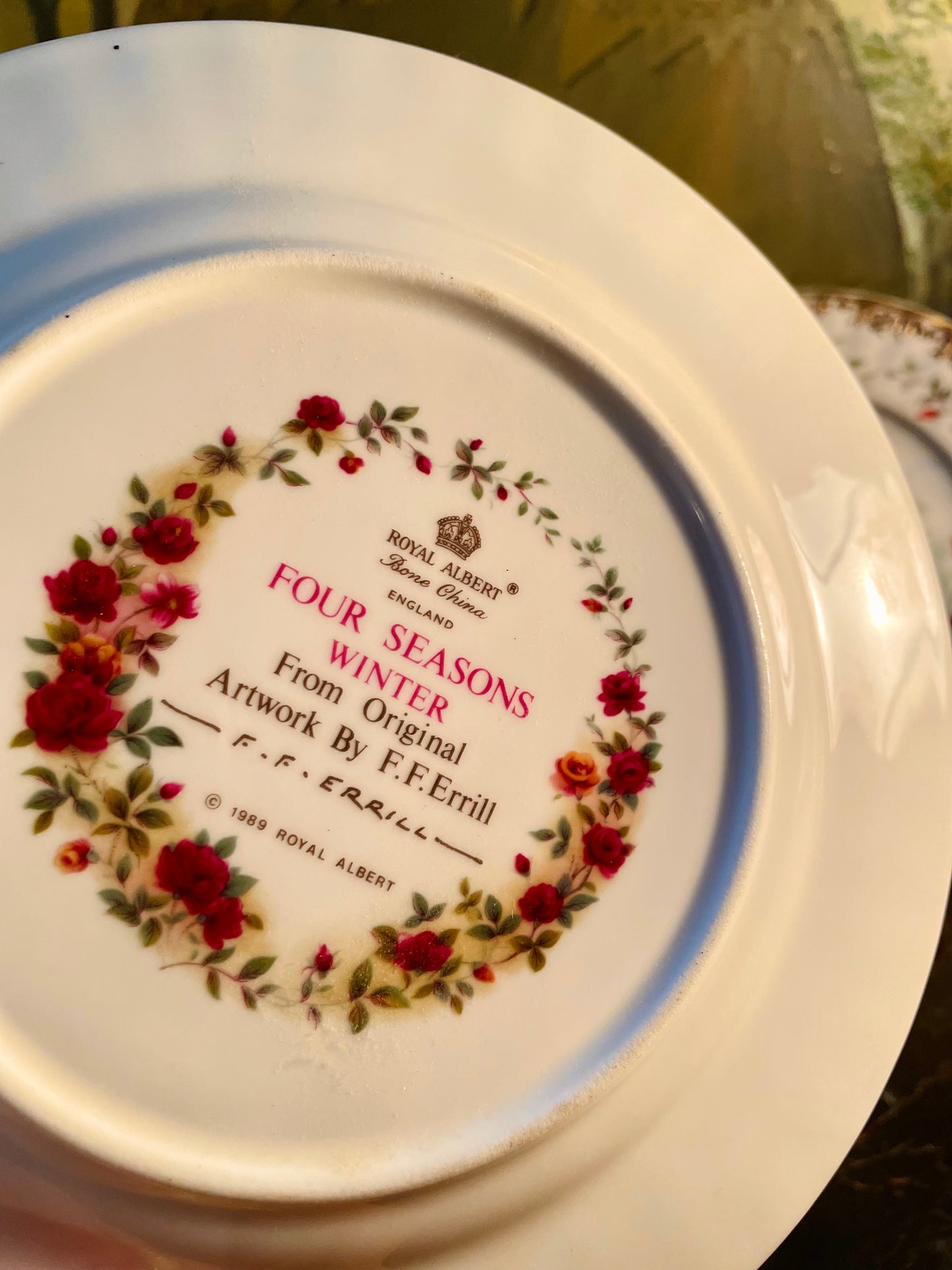 Royal Albert - Set of 4 - “Four Seasons” Decorative Plate by F.F. Errill | 22kt Gold Trim