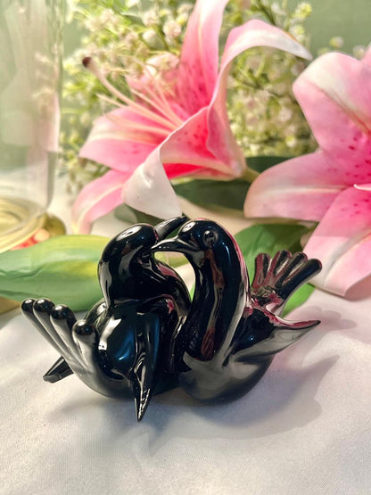 Pair of Black Ceramic Love Birds Figurine – Intertwined Bird Ornament, Approx. 10 cm