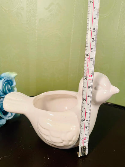 White Ceramic Bird Planter – Sculpted Vintage Style, 4 Inch
