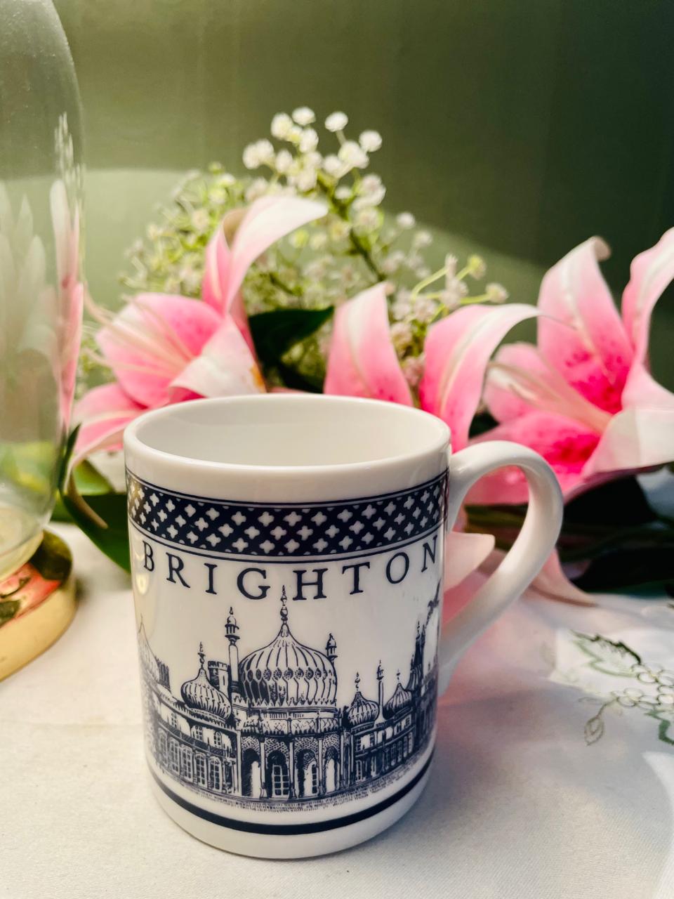 McLaggan Smith Brighton Landmark Mug – Approx. 4.25 Inch