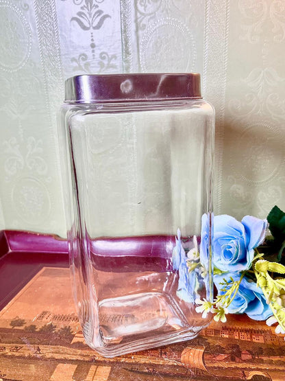 Large Clear Crystal Storage Jar with Metallic Screw Lid – Approx. 22cm Tall Airtight